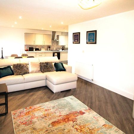 Rotherham - Rawmarsh - Great Customer Feedback - 2 Bed Bungalow - New Build - High End Furnishings - Wheel Chair Accessible - Large Enclosed Garden - Dog Friendly Bagian luar foto