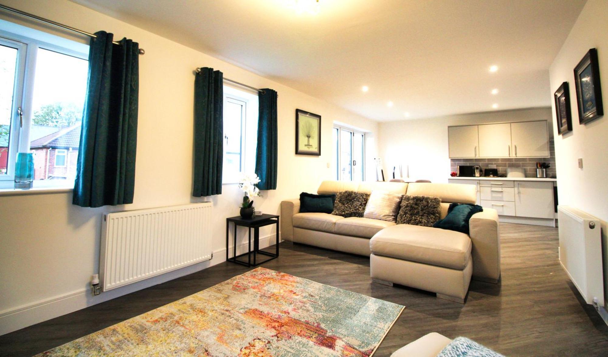Rotherham - Rawmarsh - Great Customer Feedback - 2 Bed Bungalow - New Build - High End Furnishings - Wheel Chair Accessible - Large Enclosed Garden - Dog Friendly Bagian luar foto